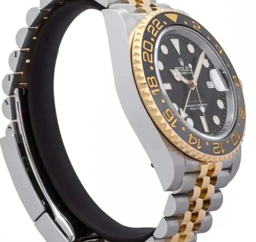 PrestigiousJewellers 126713GRNR II Yes GMT-Master Rolex 0704